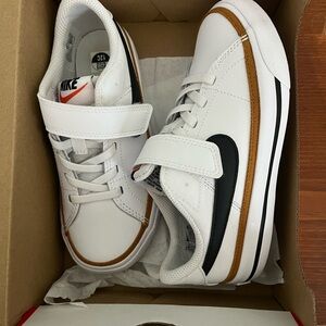 Nike Kids Court Boroughs Sneakers  - NWT